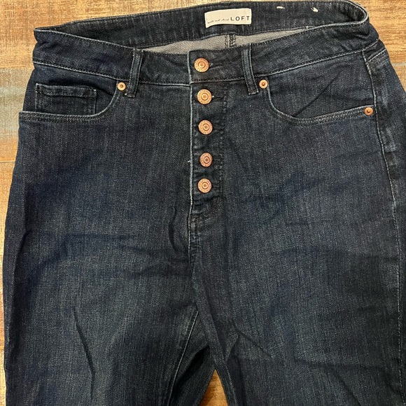 LOFT Curvy Kick Crop 6/28 never worn - Picture 2 of 9